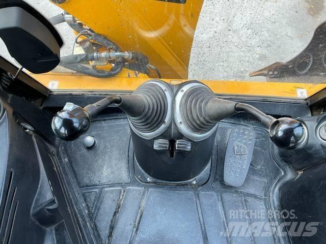 JCB 4 CX Εκσκαφείς Φορτωτές τύπου JCB