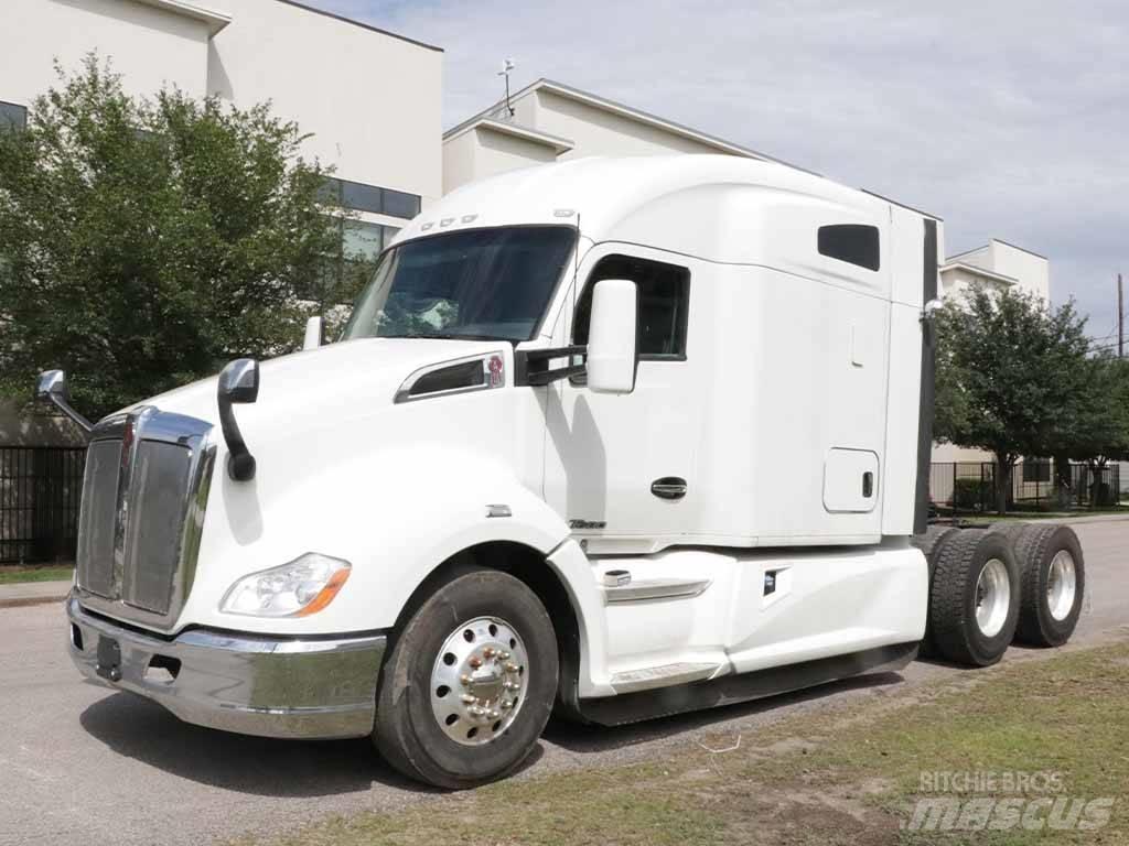 Kenworth T 680 Τράκτορες