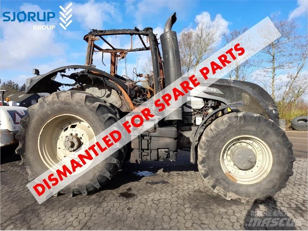 Valtra S374 Τρακτέρ