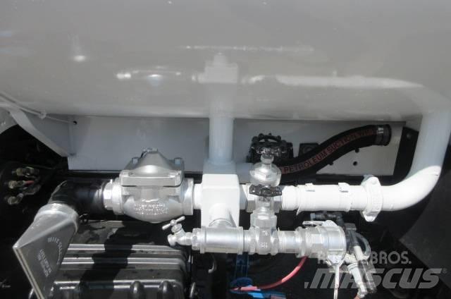 Ford F750 Βυτία νερού