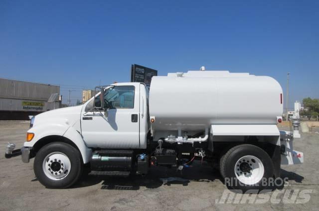 Ford F750 Βυτία νερού