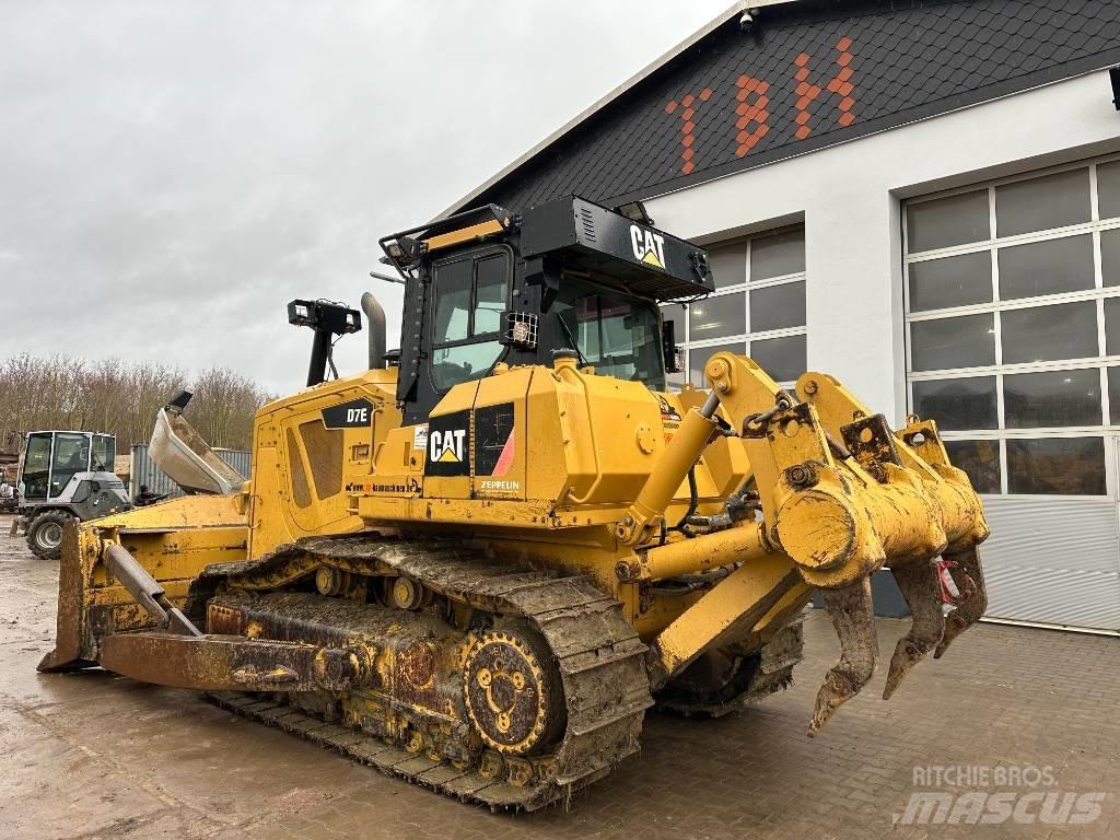 CAT D 7 E Μπουλντόζες με ερπύστριες