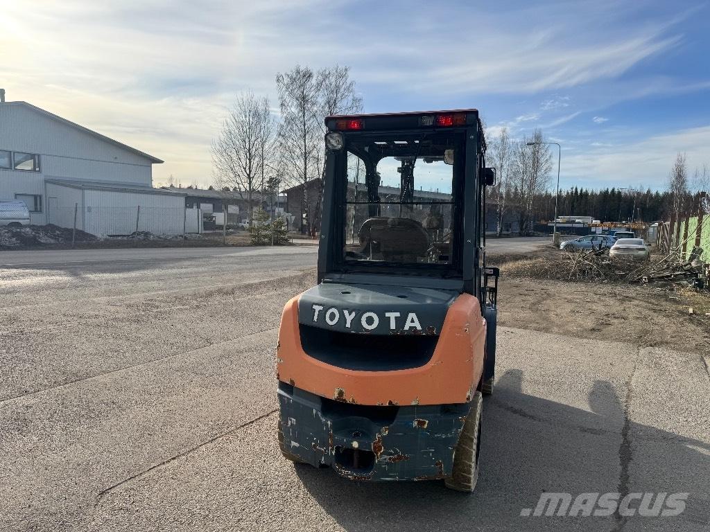 Toyota 02-8 FDF 30 Πετρελαιοκίνητα Κλαρκ