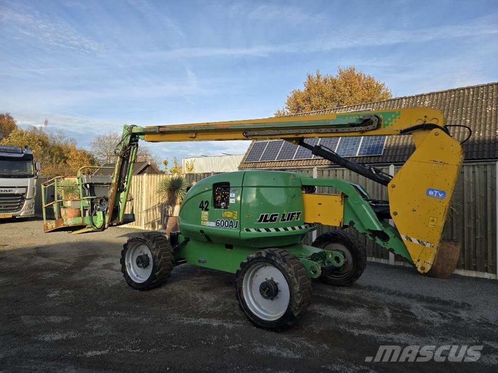 JLG 600 AJ Ανυψωτήρες με αρθρωτό βραχίονα