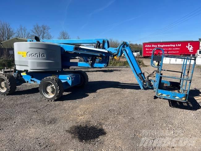 Genie Z 45/25 J Ανυψωτήρες με αρθρωτό βραχίονα