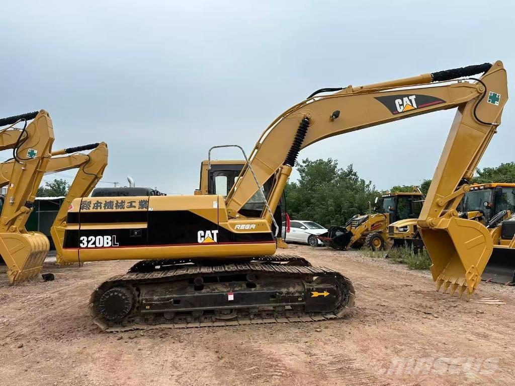 CAT 320 B L Εκσκαφείς με ερπύστριες