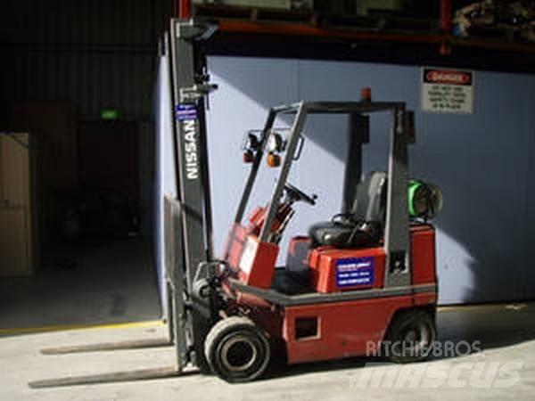 Nissan KAH01A18V Περονοφόρα ανυψωτικά κλαρκ - άλλα