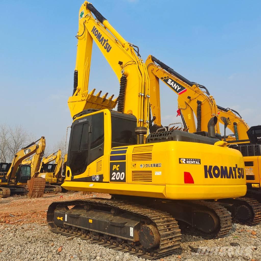 Komatsu PC200-8 Εκσκαφείς με ερπύστριες