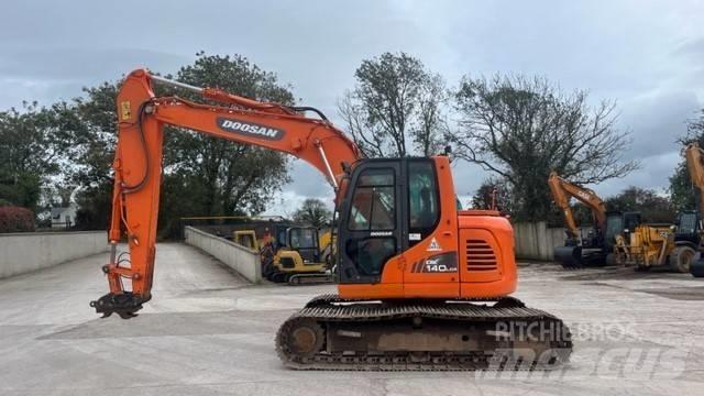 Doosan DX 140 Εκσκαφείς με ερπύστριες