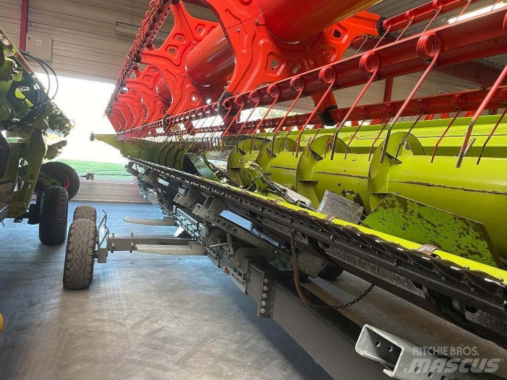 CLAAS Lexion 660 Θεριζοαλωνιστικές μηχανές