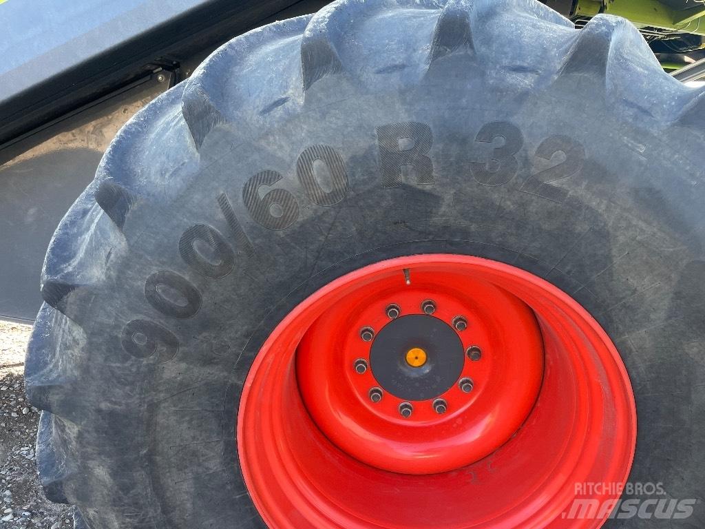 CLAAS Lexion 660 Θεριζοαλωνιστικές μηχανές