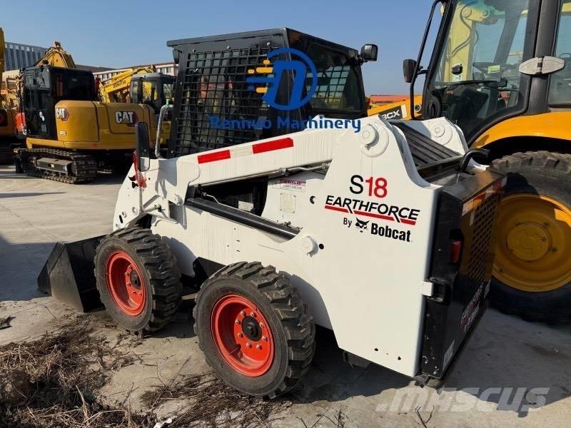 Bobcat S 18 Φορτωτάκια