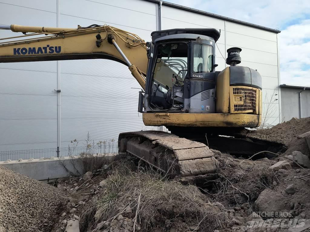 Komatsu 228 Εκσκαφείς με ερπύστριες