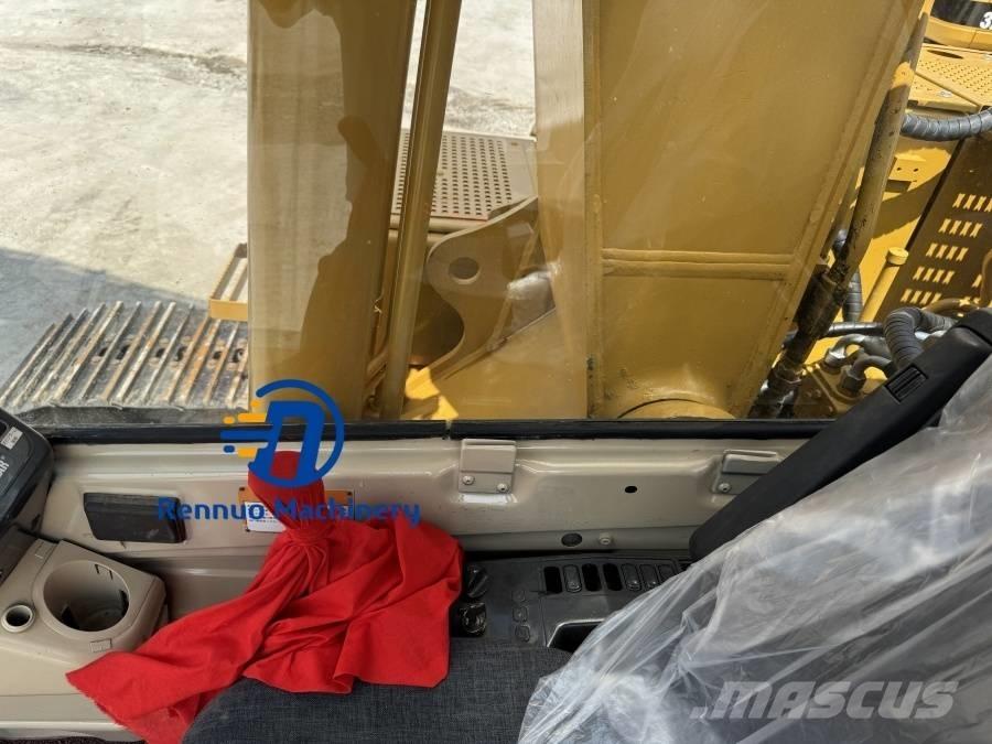CAT 320B Εκσκαφείς με ερπύστριες