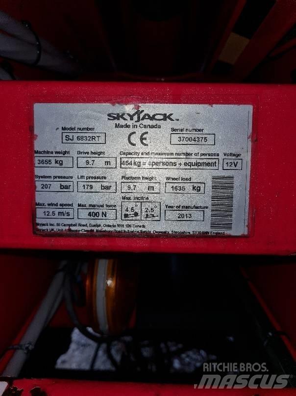 SkyJack SJ 6832 Ανυψωτήρες ψαλιδωτής άρθρωσης