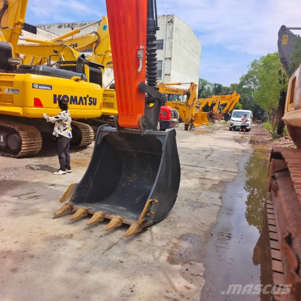 Doosan DX 225 LC Εκσκαφείς με ερπύστριες