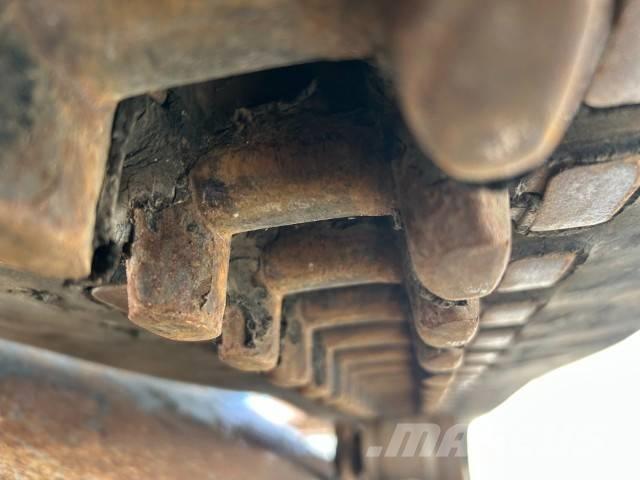 Kubota KX 121-3 Εκσκαφείς με ερπύστριες