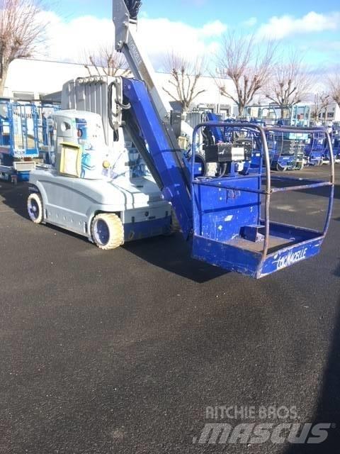 JLG TOUCAN 1210 Ανυψωτήρες με κατακόρυφους πυλώνες