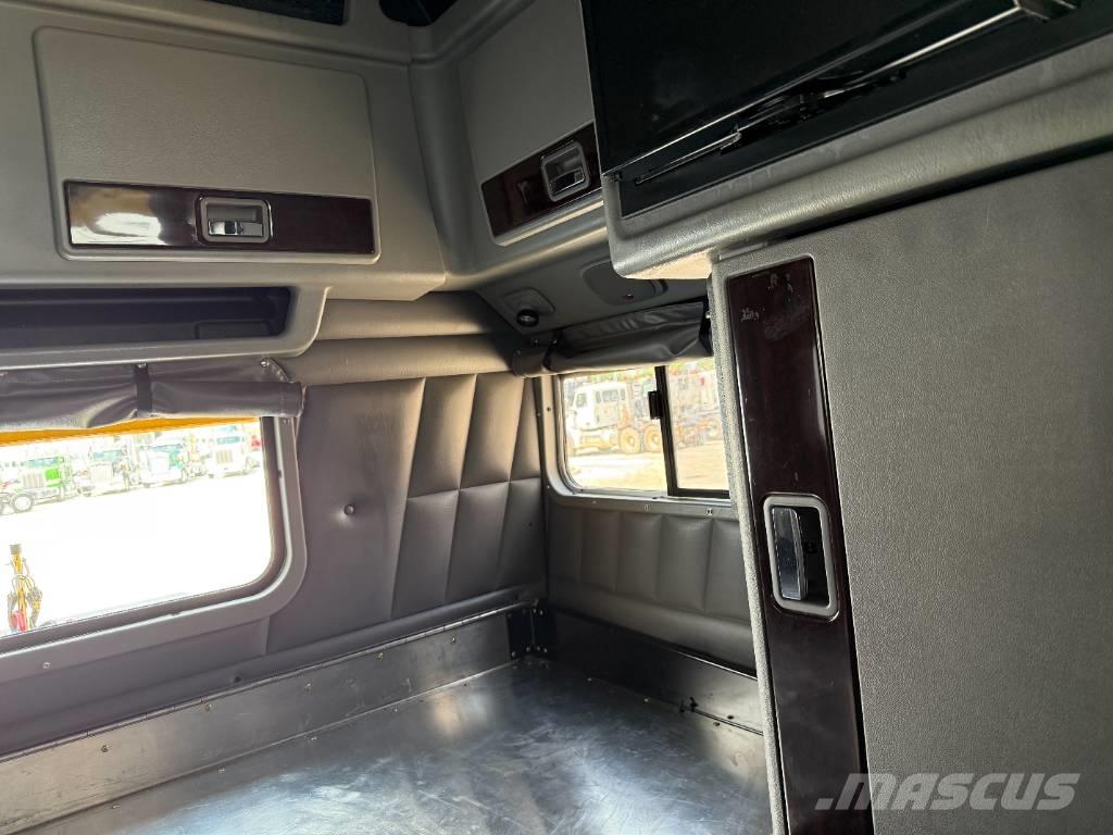 Peterbilt 389 Τράκτορες