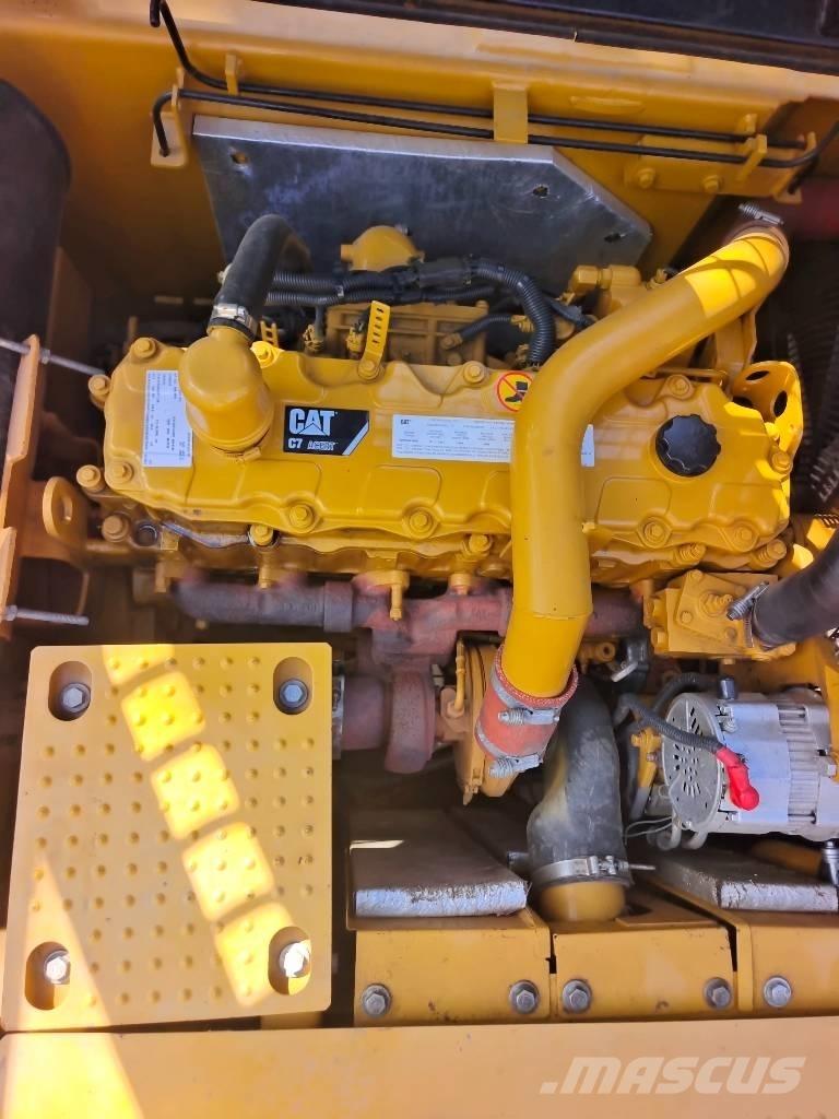 CAT 329D2L Εκσκαφείς με ερπύστριες