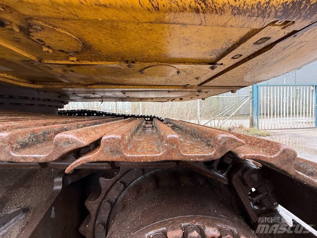 Komatsu HB 215 LC-2 Εκσκαφείς με ερπύστριες