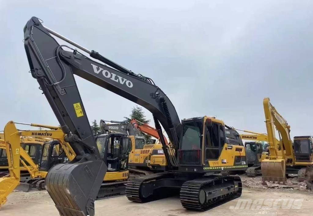 Volvo 210 Εκσκαφείς με ερπύστριες