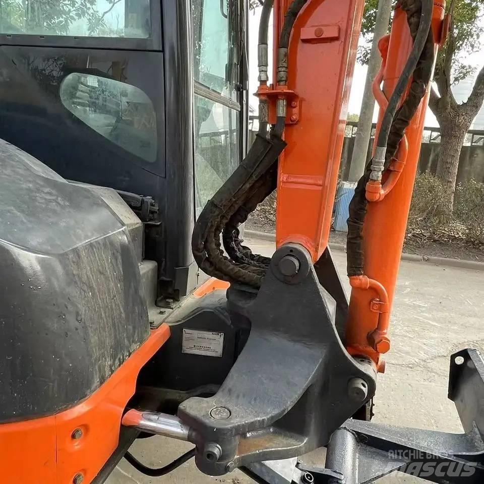 Hitachi ZX50 Εκσκαφάκι (διαβολάκι) < 7t