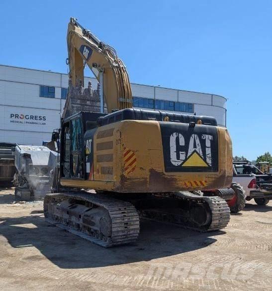CAT 330 Εκσκαφείς με ερπύστριες