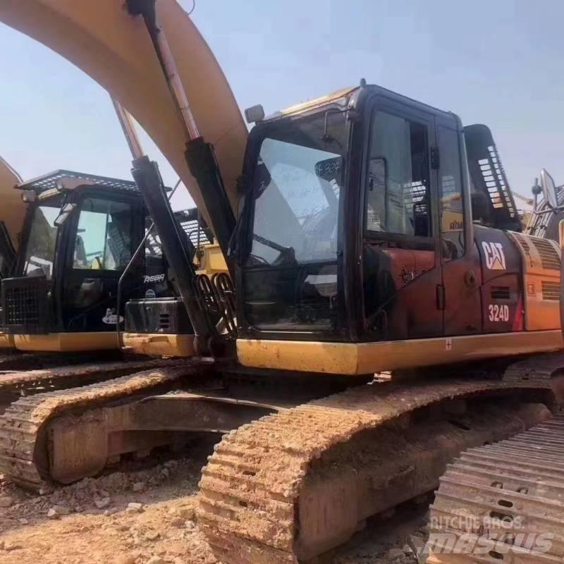 CAT 324 Εκσκαφείς με ερπύστριες
