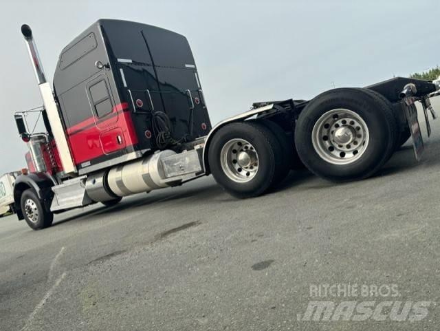 Kenworth W 900 B Τράκτορες