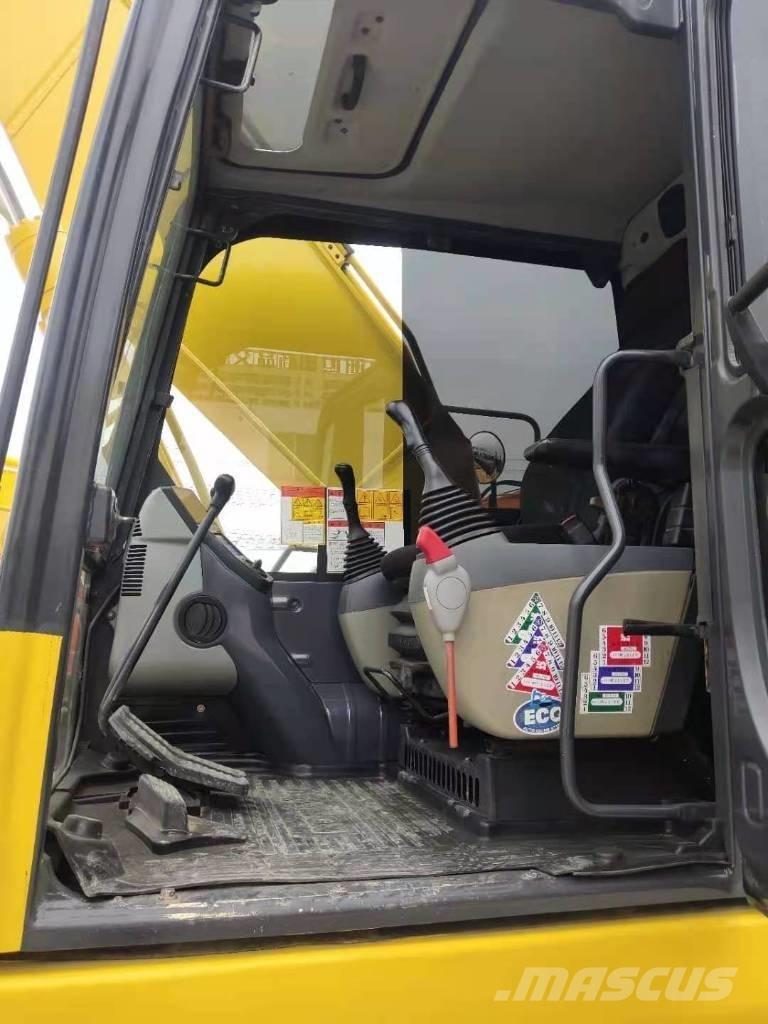 Komatsu PC 200 Εκσκαφείς με ερπύστριες