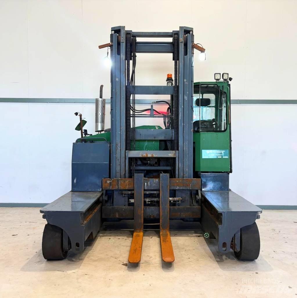 Combilift C 8000 Ανυψωτικά στενών δρόμων 4 κατευθύνσεων