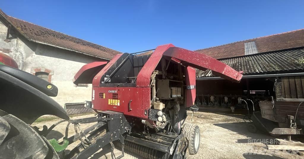 Case IH RB 464 Πρέσες κυλινδρικών δεμάτων