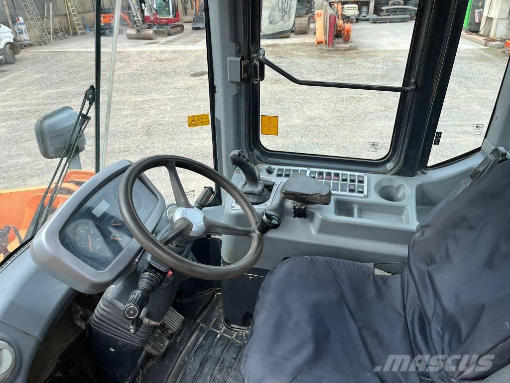 Doosan DL 200 Φορτωτές με λάστιχα (Τροχοφόροι)