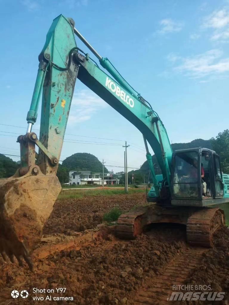 Kobelco SK200-10 Εκσκαφείς με ερπύστριες