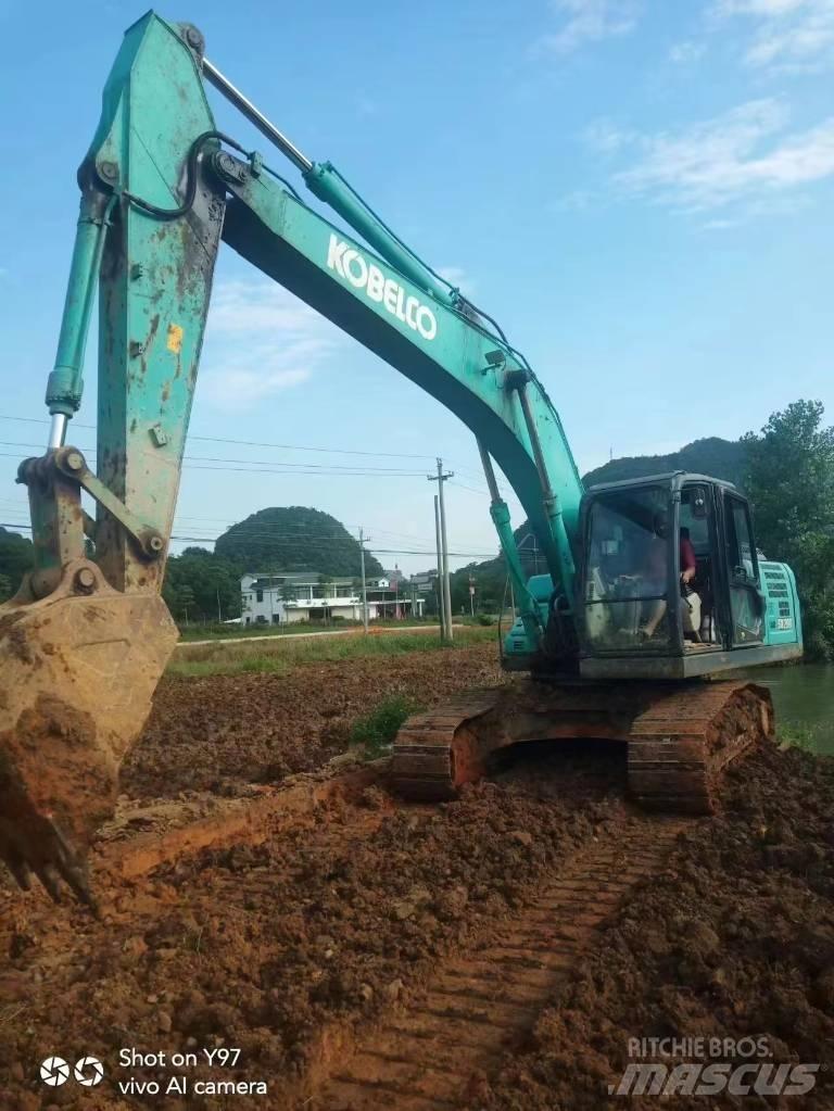 Kobelco SK200-10 Εκσκαφείς με ερπύστριες