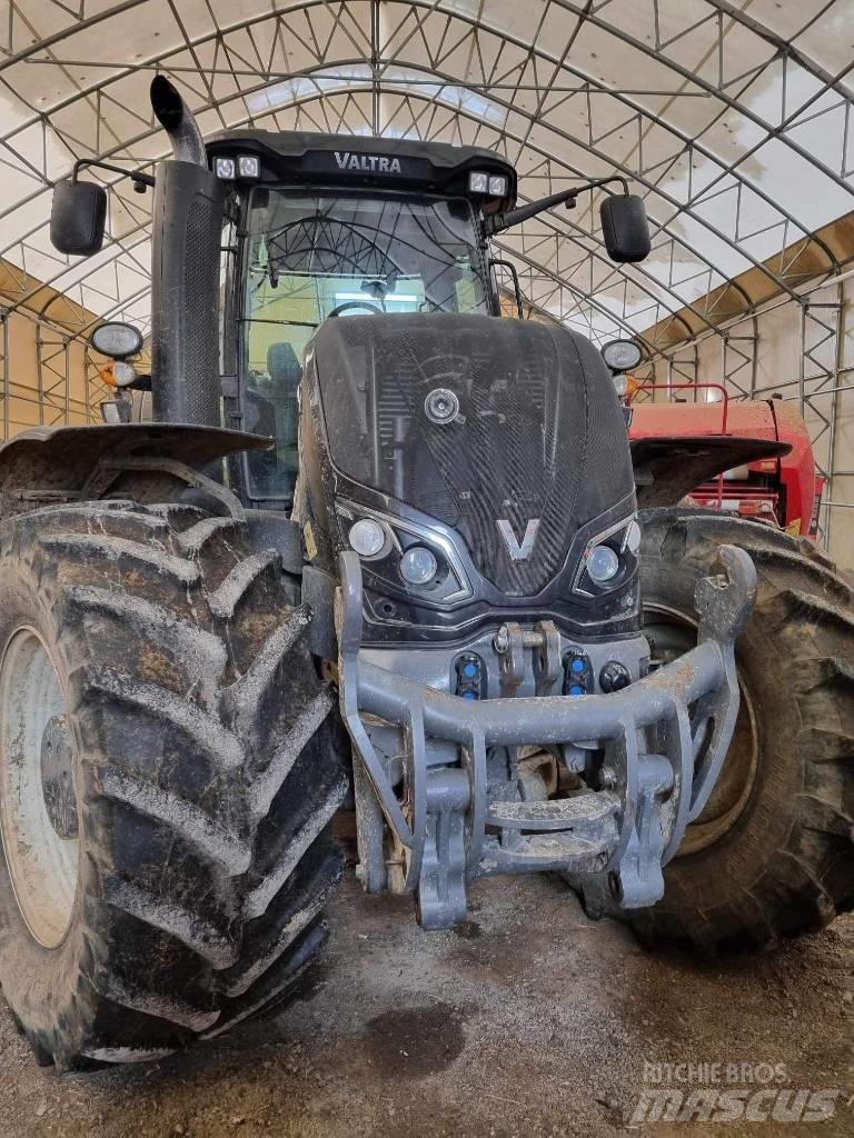 Valtra S 374 Τρακτέρ