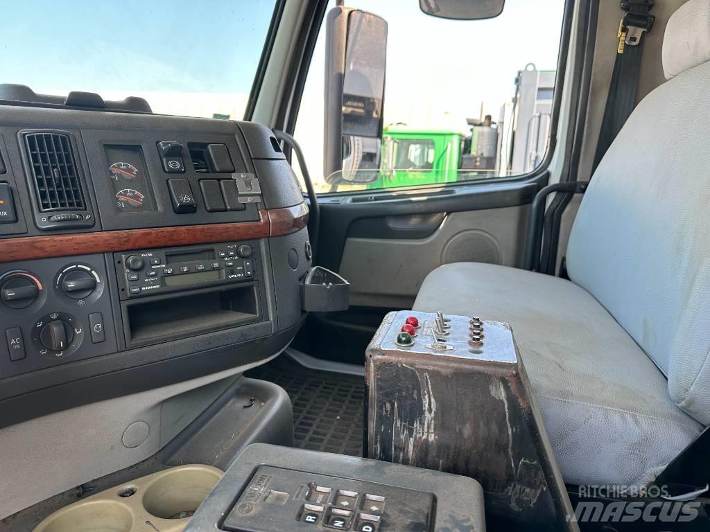 Volvo VHD Απορριμματοφόρα
