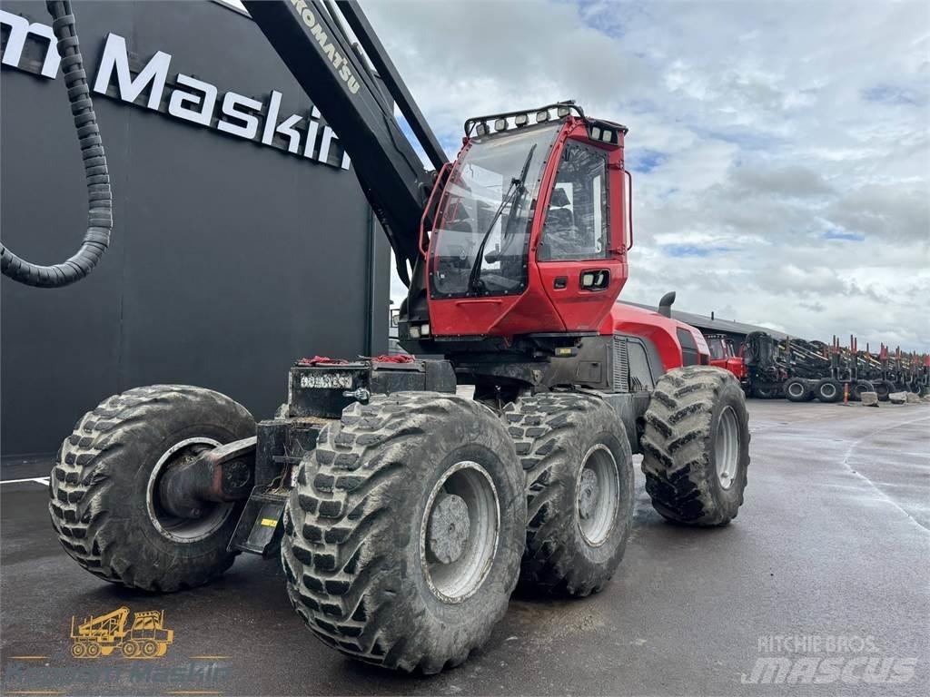 Komatsu 951 Θεριζοαλωνιστικές μηχανές