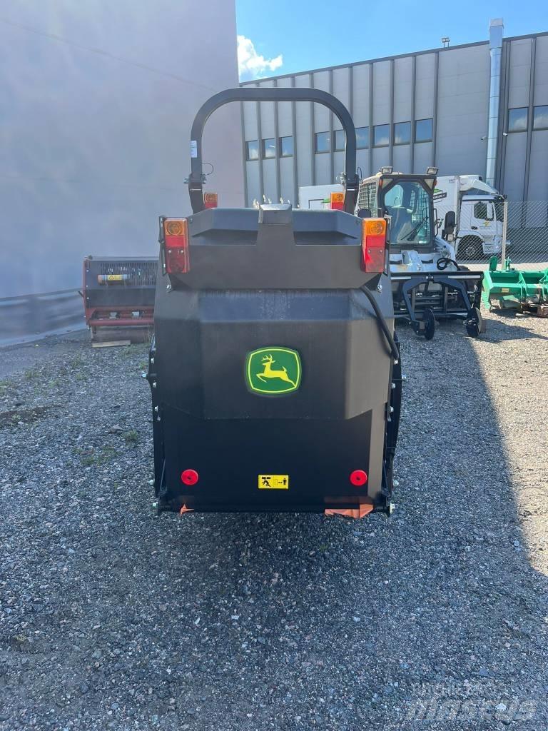 John Deere X950R Χορτοκοπτικά με καθιστό χειριστή