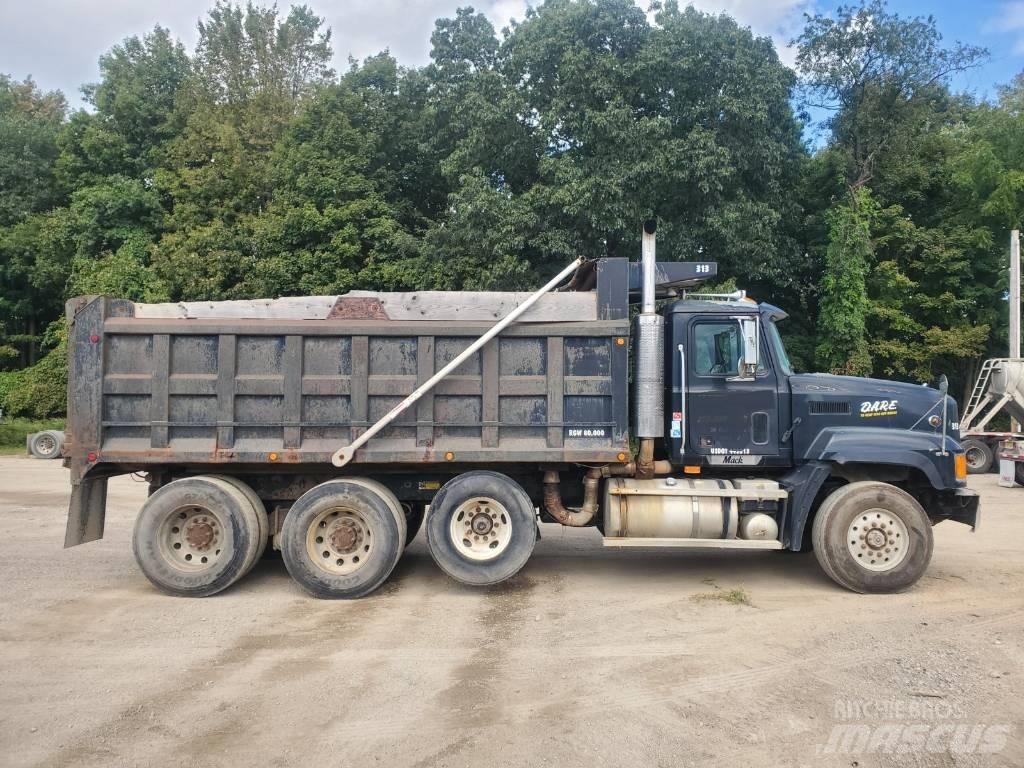 Mack CL713 Φορτηγά Ανατροπή