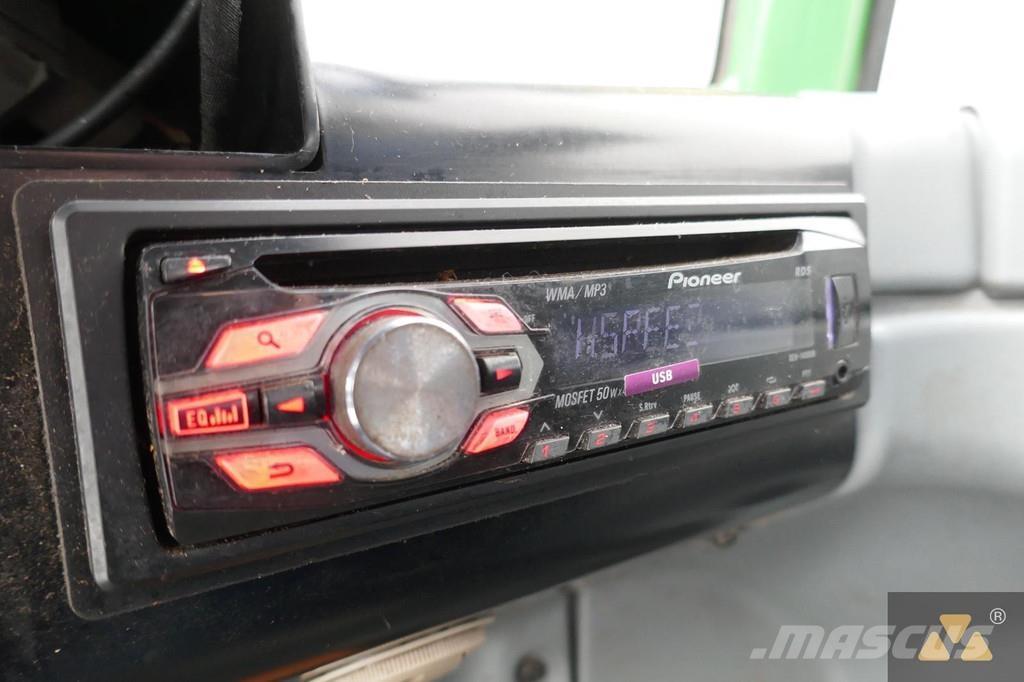 John Deere 1270E Θεριζοαλωνιστικές μηχανές