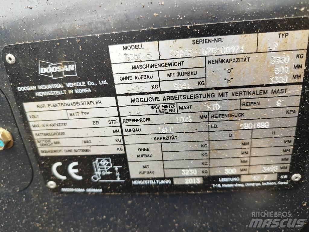Doosan G35 C-5 Περονοφόρα ανυψωτικά κλαρκ με φυσικό αέριο LPG