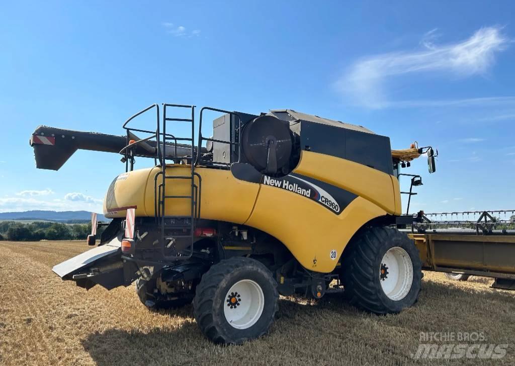New Holland CR 960 Θεριζοαλωνιστικές μηχανές