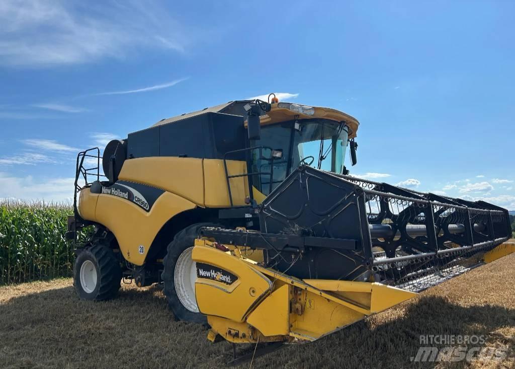 New Holland CR 960 Θεριζοαλωνιστικές μηχανές