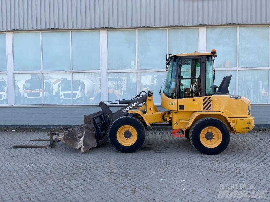 Volvo L 30 G  2017     CE Φορτωτές με λάστιχα (Τροχοφόροι)