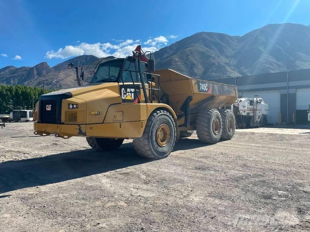 CAT 745 C Σπαστό Dump Truck ADT