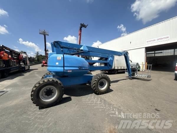 Manitou 200ATJ Ανυψωτήρες με αρθρωτό βραχίονα