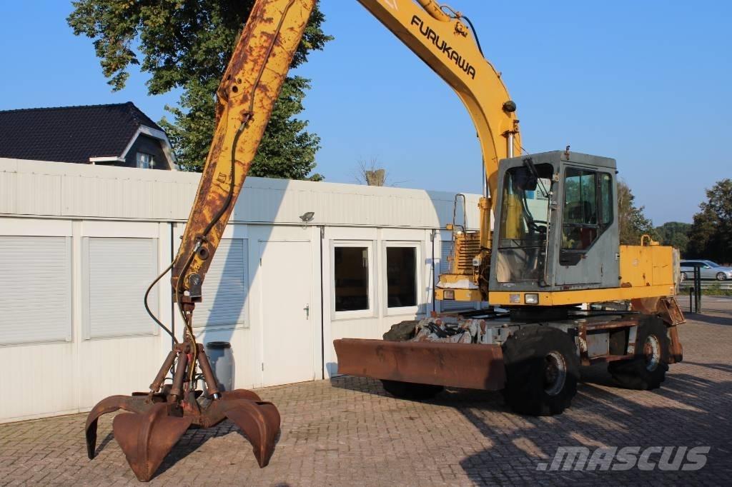 Furukawa W 630 E Εκσκαφείς με τροχούς - λάστιχα