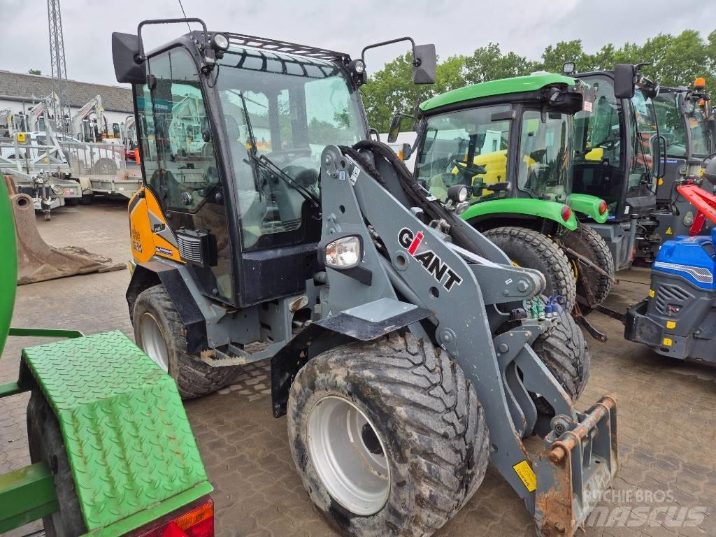 GiANT G3500 Μίνι φορτωτές